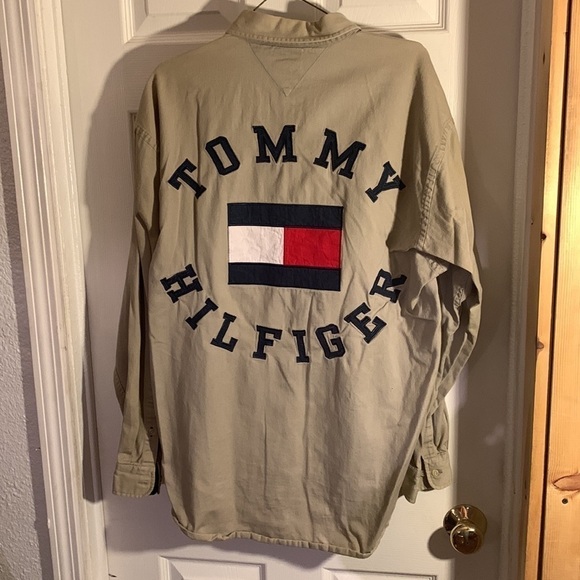 Tommy Hilfiger mens khaki shirt - Picture 2 of 3